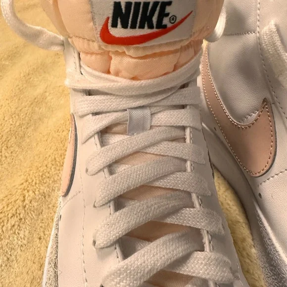 Nike Women’s Blazer Mid White Peach High-Top Sneakers - Soft Pink Swoosh - Picture 4 of 6